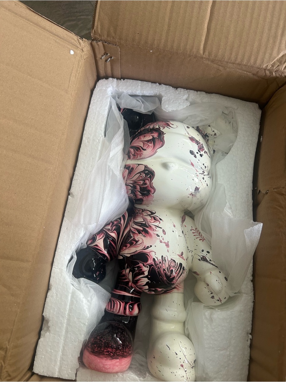 Decorative White and Pink Swirl Resin Sculpture - Home Accent